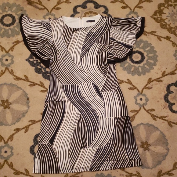 Tommy Hilfiger Dresses & Skirts - Tommy Hilfiger abstract dress size 8